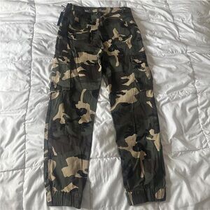 Active USA Camouflage Cargo Pants